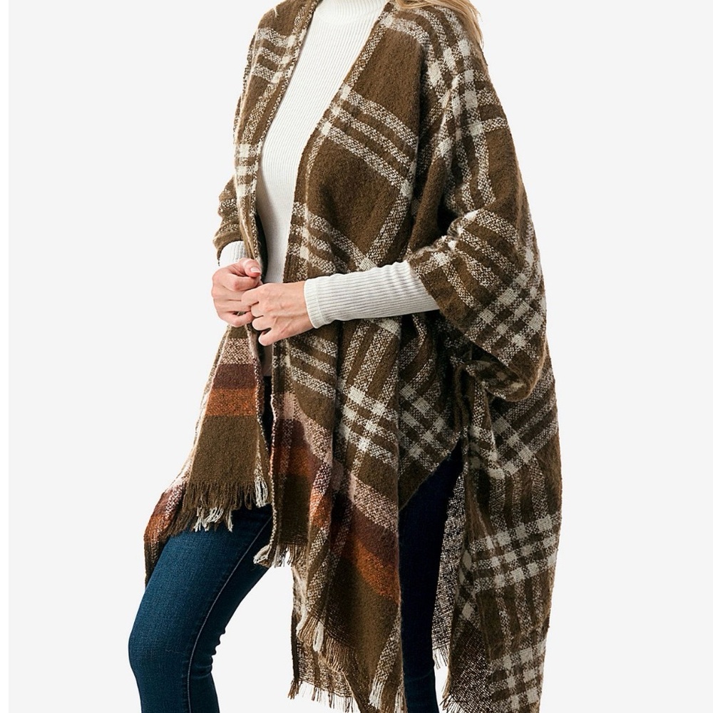 Marcus Adler Women's Plaid Poncho/Olive/ one size. R13A